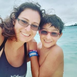 Meet your Posher, Tania